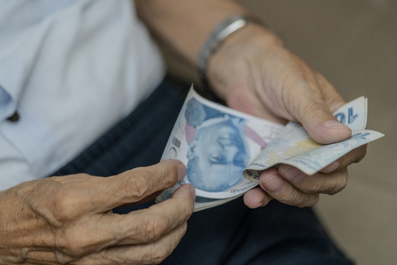 Emekli İkramiyesi için 'Daha da Yüksek Olabilir' Dedi: 3000 TL Bayram İkramiyesi için Yeni Rakamı Açıkladı - Resim : 3