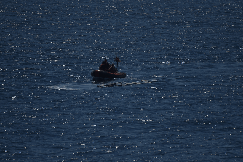 Okyanusta 95 Gün! Tesadüfen Fark Edildi, Nasıl Hayatta Kaldığını Gözyaşlarıyla Anlattı - Resim : 2