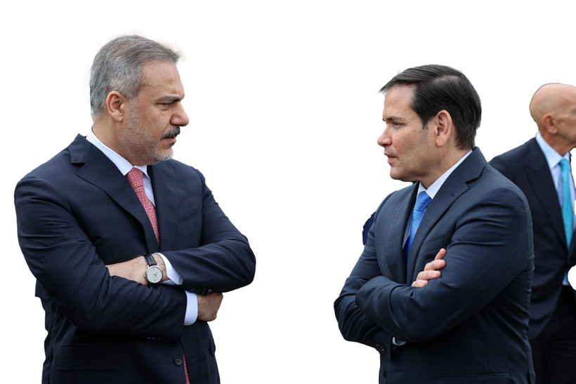 Barışa İlk Adım... İstanbul'da Diplomasi Trafiği: Kritik Zirve Sona Erdi - Resim : 6