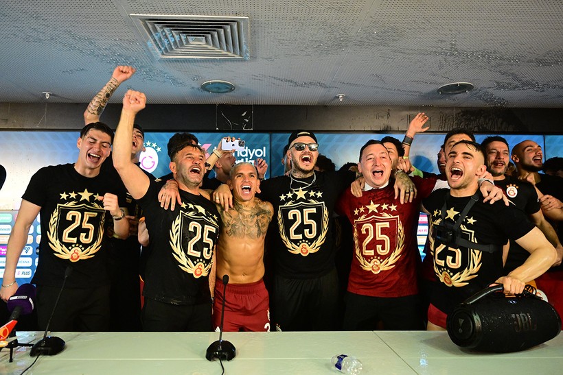 Galatasaray'ın 5. Yıldız Kutlamaları: Rams Park’ta Gala Gecesi ve Yenikapı’da Dev Şölen! - Resim : 1