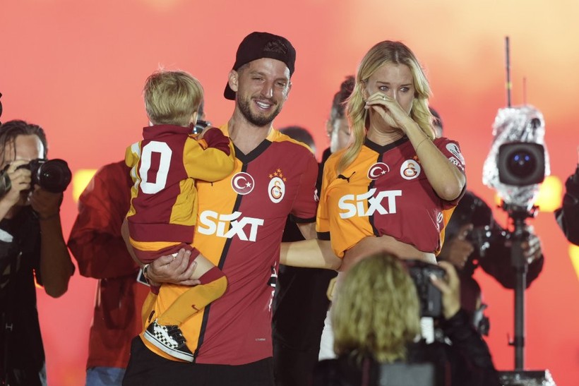 Yenikapı'da Büyük Coşku! Galatasaray Şampiyonluk Kupasına Kavuştu - Resim : 5