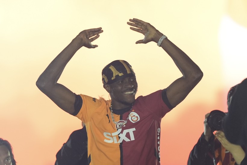 Yenikapı'da Büyük Coşku! Galatasaray Şampiyonluk Kupasına Kavuştu - Resim : 7