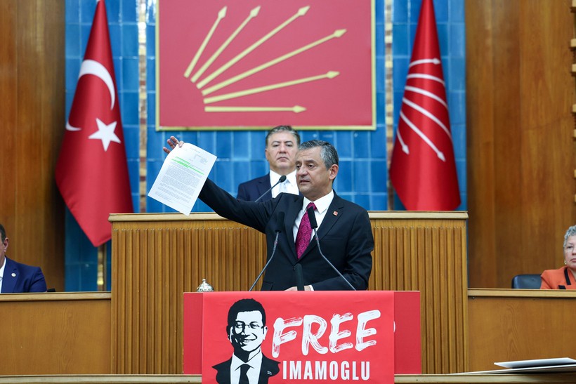 Özgür Özel'den Flaş Açıklamalar: Ahtapotu Anlattı, AKP'li Belediyeleri Tek Tek İfşa Etti - Resim : 4