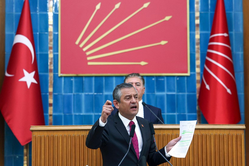Özgür Özel'den Flaş Açıklamalar: Ahtapotu Anlattı, AKP'li Belediyeleri Tek Tek İfşa Etti - Resim : 7