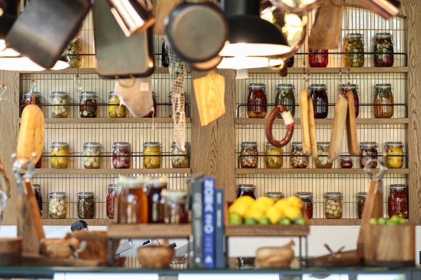 Kadıköy'ün Yeni Cazibe Merkezinde 'Deli Deli'... Ekmeği Milano'dan, Ruhu Anadolu'dan - Resim : 2