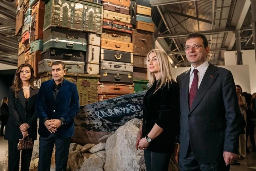 İBB Soruşturmasında Yeni Gelişme: Sanatçı Ahmet Güneştekin’in İfadesi Alındı, İmamoğlu Sergisine Katılmıştı - Resim : 1