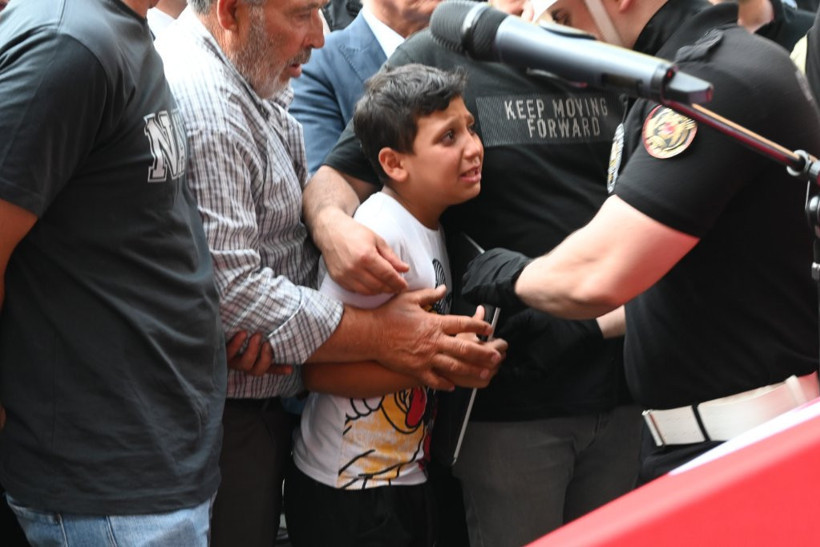 Orman Kahramanının Oğlundan Yürek Yakan Feryat: 'Baba, Ben Sensiz Ne Yapacağım?' - Resim : 2