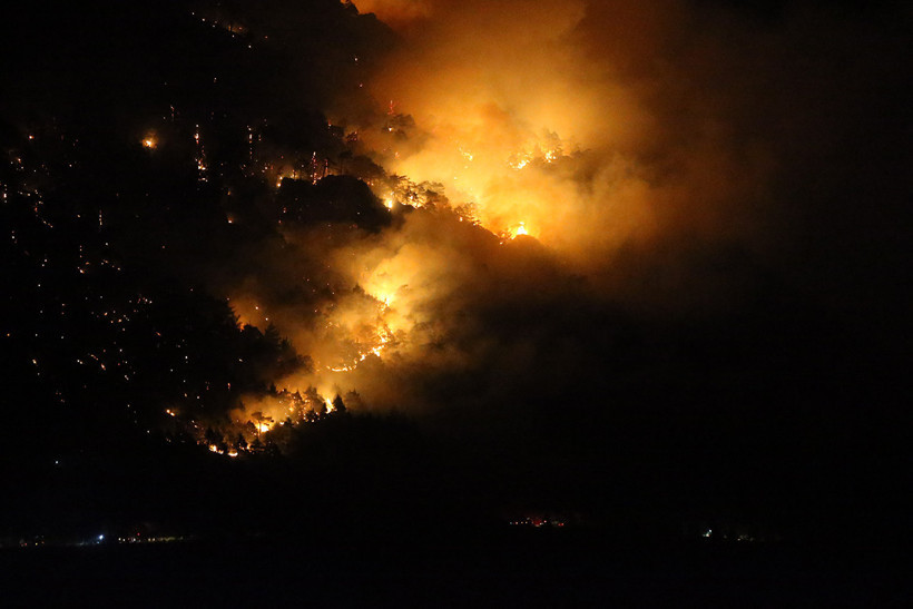 Türkiye'nin Yangın Bilançosu! Sadece Hafta Sonu 85 Yangın - Resim : 2