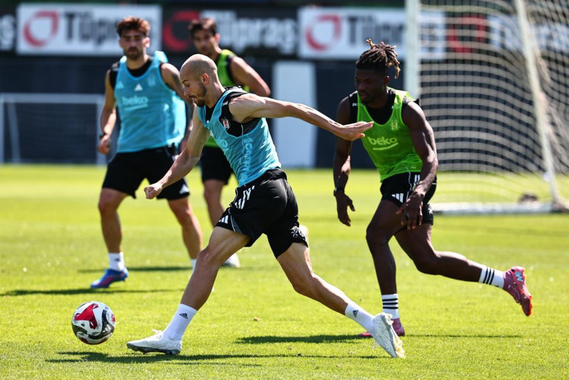 Beşiktaş'ta Tatil Bitti, Göztepe Hazırlığı Başladı - Resim : 1