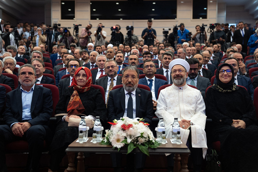 Erbaş'tan 'Kınayanın Kınamasına Aldırmadan' Veda - Resim : 1