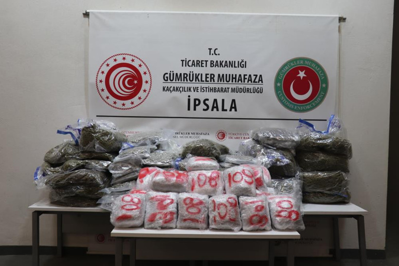 İki İlde Aynı Anda Alarm: 1,3 Ton Uyuşturucu Gümrük Kapısında Yakalandı! - Resim : 2