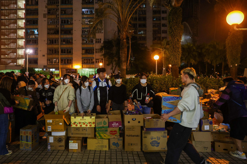 Hong Kong Cehennemi Yaşıyor! Büyük Yangında Ölü Sayısı Arttı, Yüzlerce Kişiden Haber Yok - Resim : 5