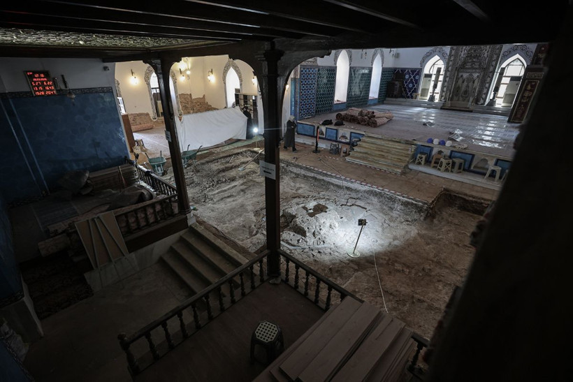 Bursa'nın Hafızasına Yeni Sayfa! UNESCO Listesindeki Caminin Altından Çıktı: Tam 6 Asırlık - Resim: 18
