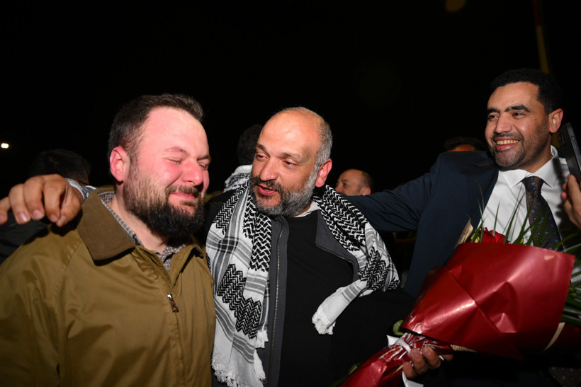 15 Ülke, Tek Uçak... İsrail'in Alıkoyduğu 59 Sumud Aktivisti İstanbul'da - Resim : 5