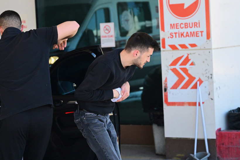 Bayram Namazı Bitti, Acil Servisler Doldu! 'Acemi Kasaplar' Yine Kendilerini Doğradı - Resim : 4