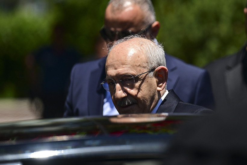 2,5 Yıl Sonra Dönüş: Kemal Kılıçdaroğlu CHP Genel Merkezi'nde - Resim : 2