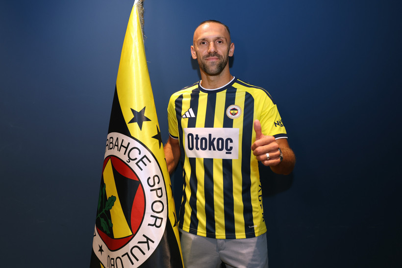 Vedat Muriqi Resmen Fenerbahçe'de - Resim : 2