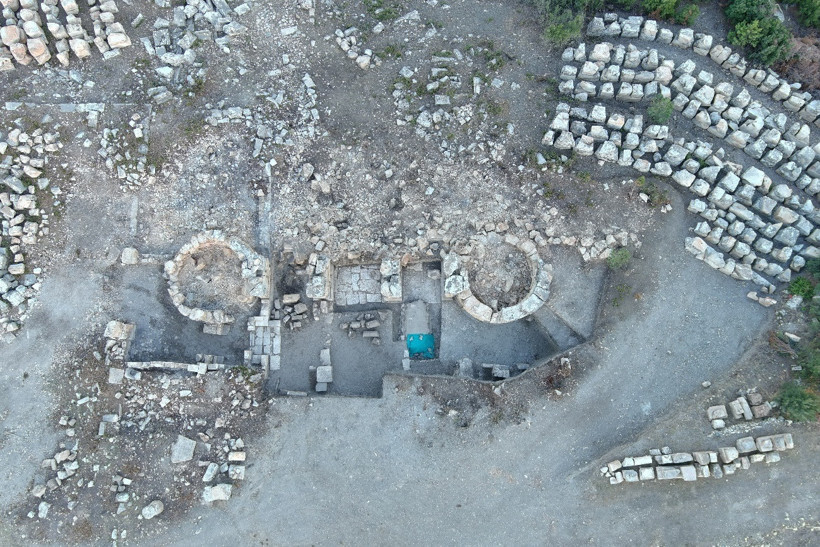 Kibyra Antik Kenti'nde Heyecan Veren Keşif: Roma İmparatoru Hadrianus 1600 Yıl Sonra Yeniden Ayağa Kaldırıldı - Resim : 3