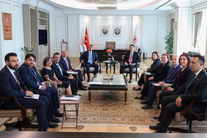 Bakan Murat Kurum Duyurdu: COP31 İçin Dev İş Birliği! Koç Holding 'Küresel İş Ortağı' Oldu - Resim : 1