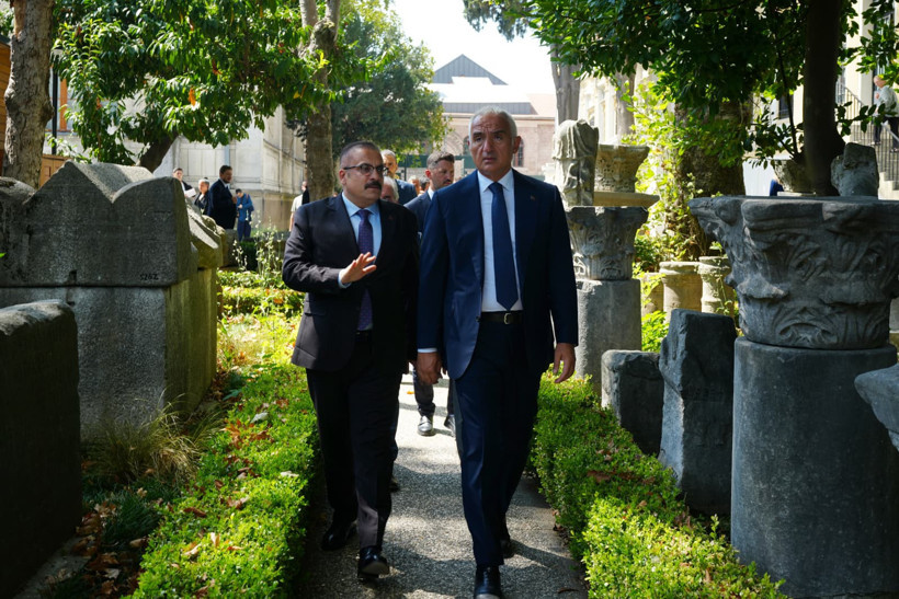İstanbul Arkeoloji Müzelerinde Büyük Dönüşüm! 54 Bin Çini Tek Tek Restore Edildi - Resim : 3