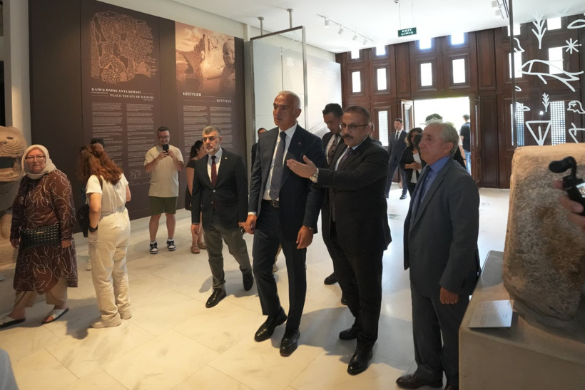 İstanbul Arkeoloji Müzelerinde Büyük Dönüşüm! 54 Bin Çini Tek Tek Restore Edildi - Resim : 1