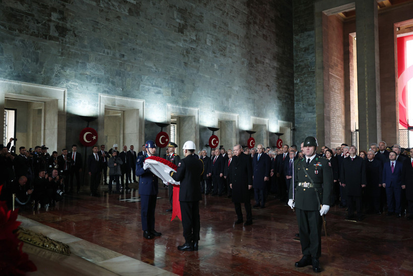 Devletin Zirvesi Anıtkabir’de: 'Türkiye Yüzyılı Hedefine Kararlılıkla Yürüyoruz' - Resim : 5