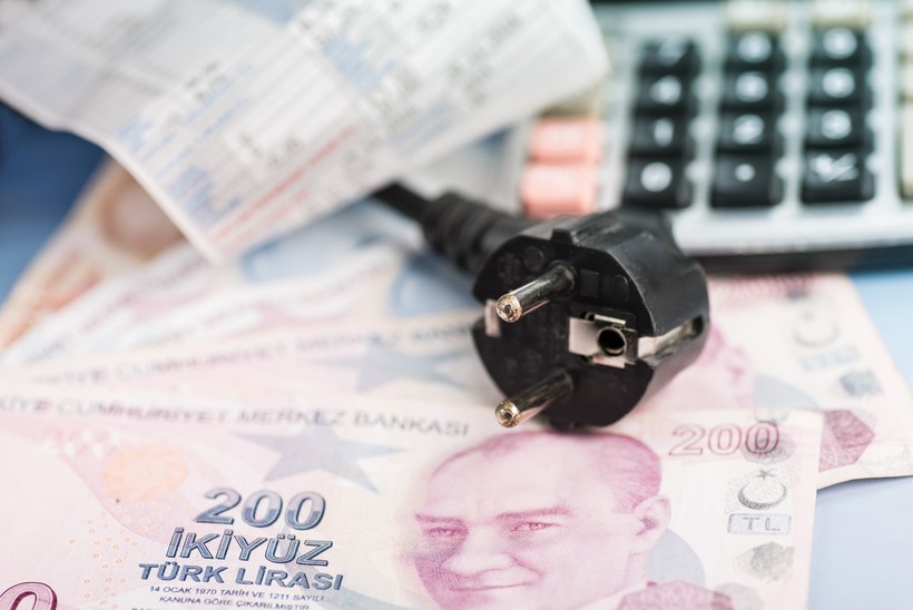 Zamlı İlk Fatura Şoku! Bir Ay Önce 1000 Liraydı Şimdi 4000 TL: Elektrik Faturasını Gören Gözüne İnanamadı - Resim : 2