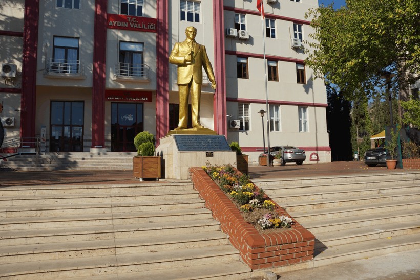 'Kaçak Civciv' Skandalında Yeni Gelişme! Valilikten Açıklama Geldi - Resim : 1