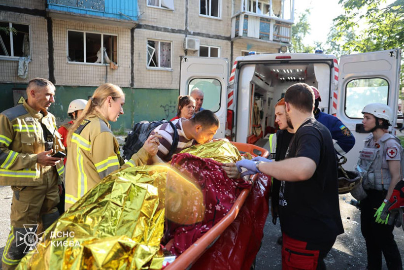 Rusya’dan Kiev’e Yılın En Ağır Hava Harekatı: Şehir Enkaza Döndü, Can Kaybı Artıyor! - Resim : 3
