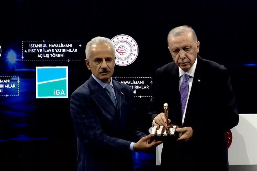 Cumhurbaşkanı Erdoğan'dan İstanbul Havalimanı 4. Pist Açılışında Havacılık Vurgusu: 'Şampiyonlar Ligi'ndeyiz' - Resim : 1