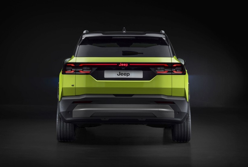 Yeni Jeep Compass Sahneye Çıktı! SUV Pazarında Dengeler Değişecek: Tek Şarjla 650 Kilometre Gidiyor! - Resim: 2