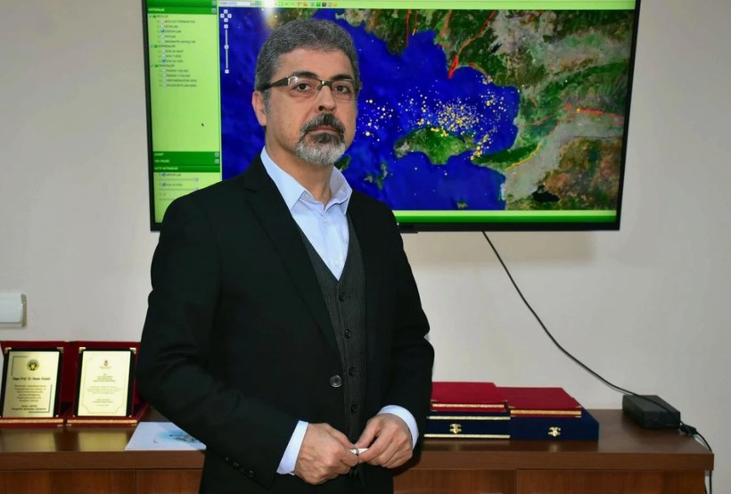 İstanbul Sallandı, Kafalar Karıştı! Deprem Uzmanları Farklı Farklı Konuştu... Depremi Bu Kadar Farklı Yorumlamak Mümkün mü? - Resim : 8