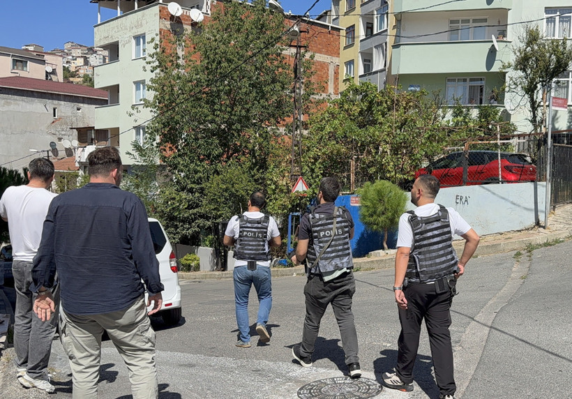 İstanbul'da Silahlı Kiracı Dehşeti! Ev Sahibi Çifti Katledip Avukatı Vurdu, Özel Harekat Operasyonuyla Yakalandı - Resim : 4