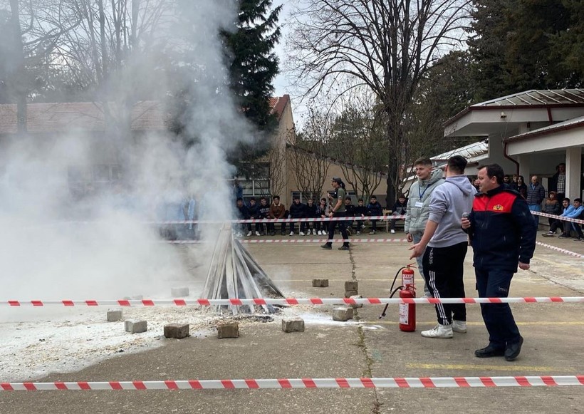 Kırklareli’nde Öğrencilere Yangın Eğitimi   - Resim : 2