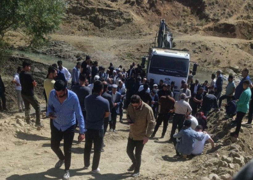 Hakkari'de İş Cinayeti: 25 Yaşındaki Kepçe Operatörü Hayatını Kaybetti - Resim : 1