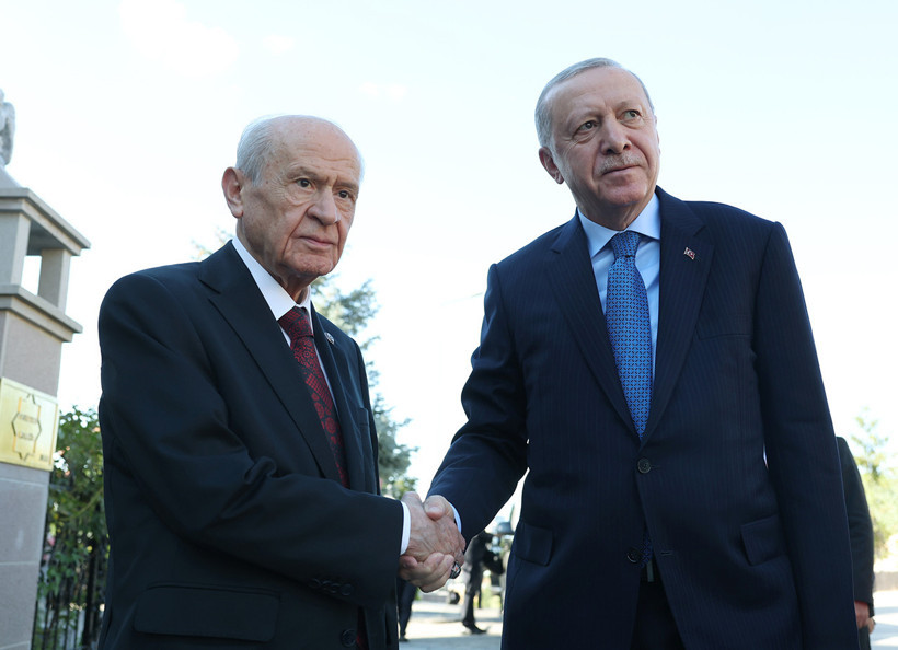 Cumhurbaşkanı Erdoğan'dan MHP Lideri Bahçeli'ye Ziyaret! Görüşme Başladı - Resim : 2