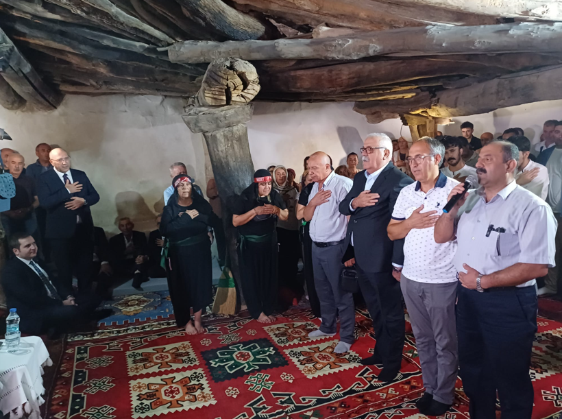 Anadolu’nun İlk Cemevi 800 Yıldır Ayakta! İşte Yapım Sürecindeki 'Kiraz Ağacı' Efsanesi... - Resim : 4