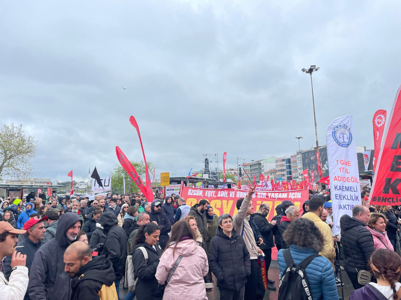 Kadıköy'de 1 Mayıs Coşkusu... On Binler Demokratik Taleplerini Haykırdı - Resim : 2