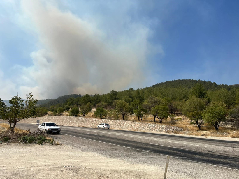 Kocaeli Yanıyor! Rüzgarın Etkisiyle Büyüdü, Tahliyeler Başladı - Resim : 7