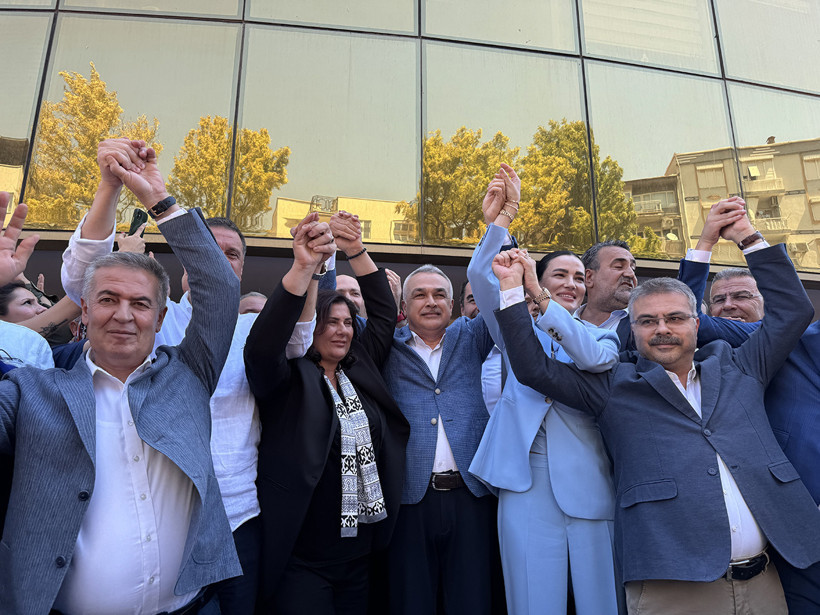 Siyaset Arenasında Çok Konuşulacak İddia! AKP'ye Geçen Özlem Çerçioğlu'nun 'Aklandım' Dediği Dosya Yeniden Açıldı - Resim : 2