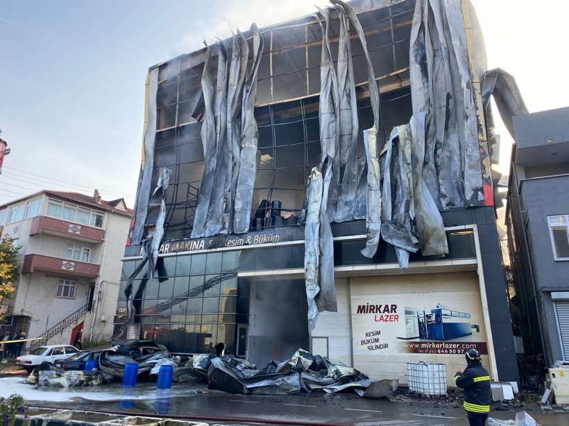 Kocaeli’deki Faciadan Kahreden Detay! Ölenlerin Kimlikleri Belli Oldu! Aralarında Çocuklar da Var - Resim : 1