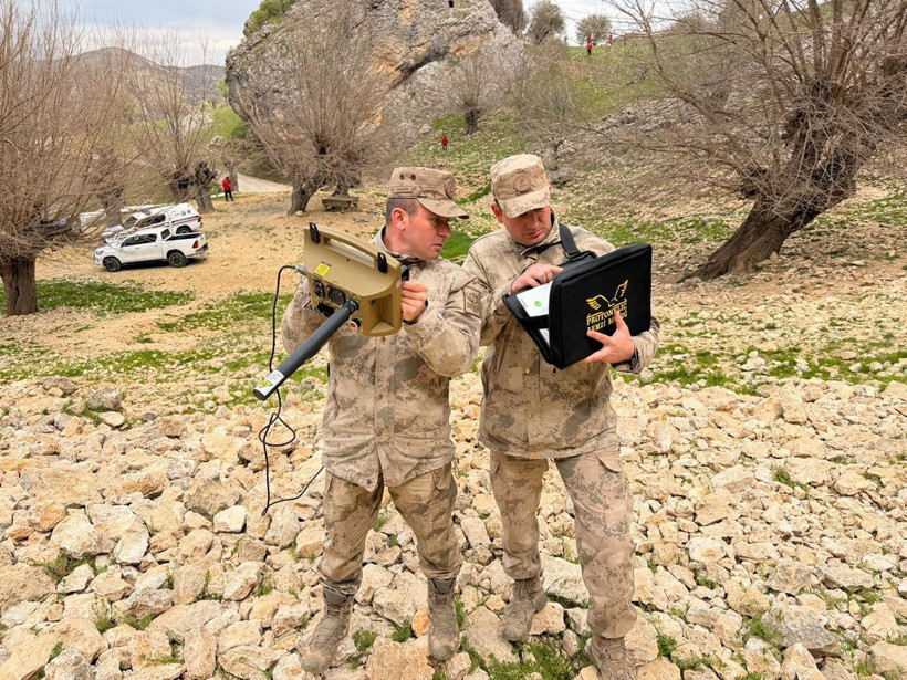Gülistan Doku'nun Cansız Bedeni İçin Kırmızı Alarm: Özel Ekipler Mağaralarda, Kadavra Köpekleri Sahada - Resim: 5