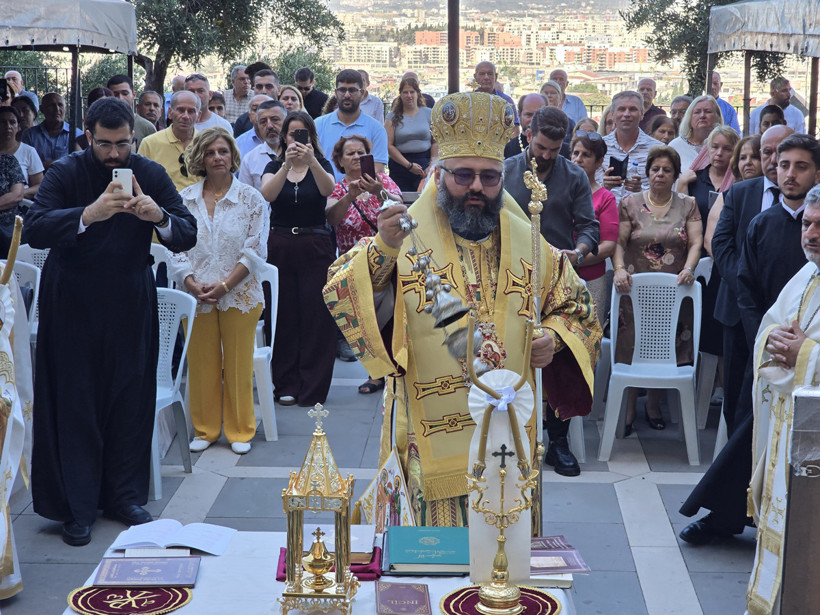 Dünyanın İlk Mağara Kilisesinde Kadim Buluşma: Hatay'da Aziz Petrus ve Pavlus Bayramı Kutlandı - Resim : 2