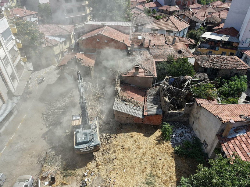 Batı Anadolu'da Uyuyan Dev Uyandı: Sındırgı'daki Eski Fay Hattı Yeniden Aktif! - Resim : 4