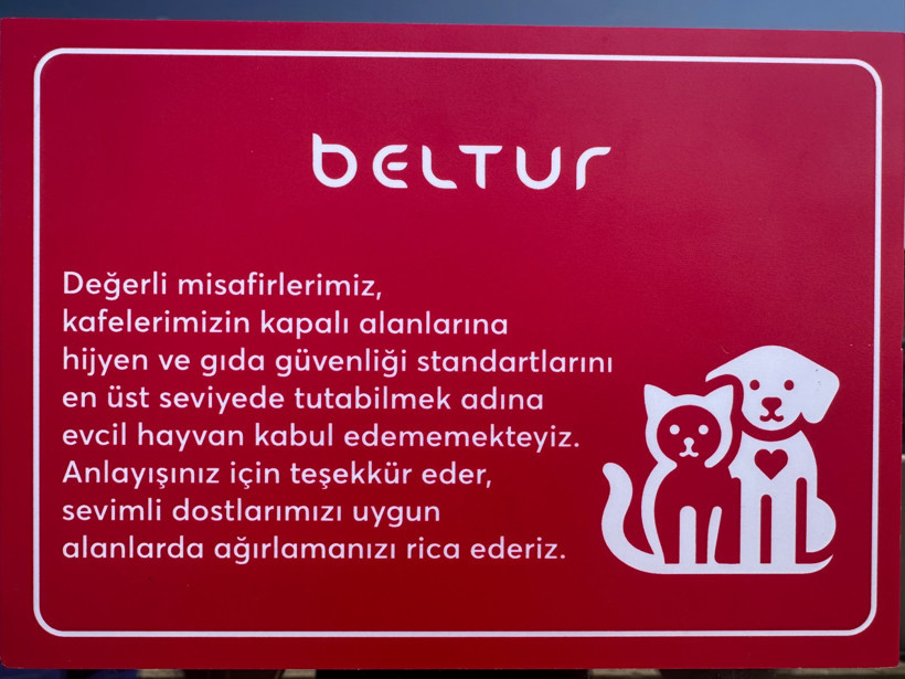 Moda İskelesi Beltur'da Tepki Çeken Evcil Hayvan Yasağı - Resim : 1