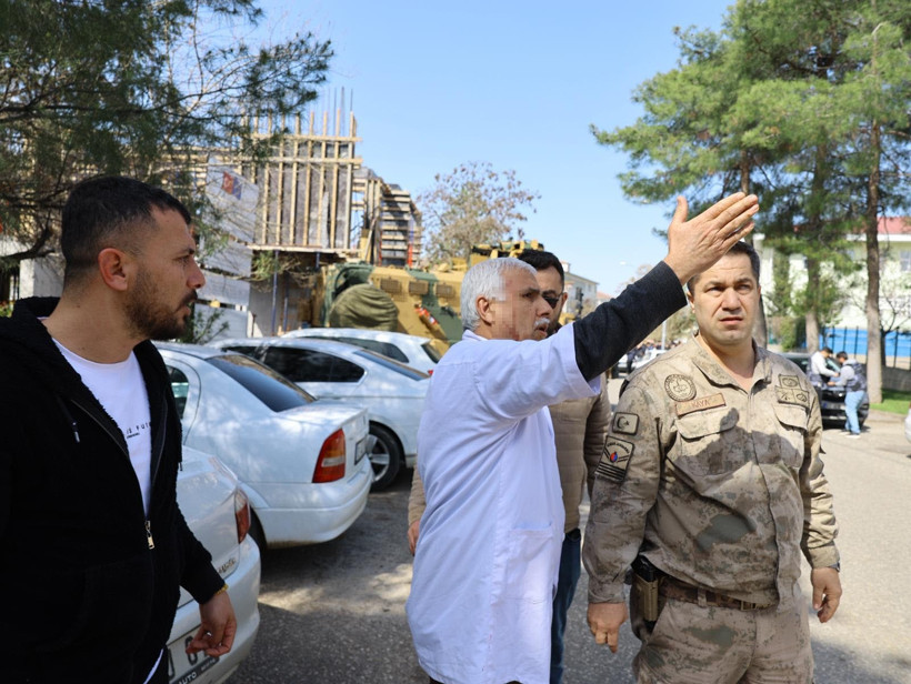 Şanlıurfa'da Liseye Kanlı Baskın: Av Tüfeğiyle Girdi, Rastgele Ateş Açtı! Yaralılar Var - Resim : 4