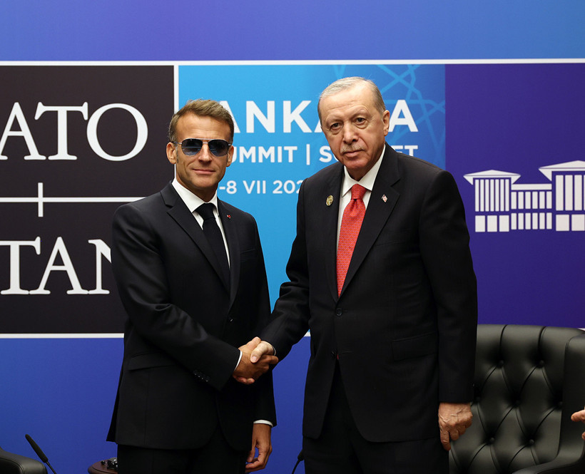 NATO Zirvesi'nde Cumhurbaşkanı Erdoğan'dan Peş Peşe Kritik Temaslar - Resim : 1