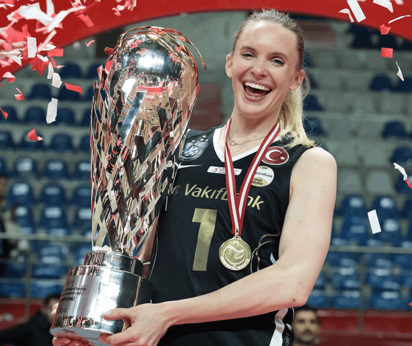 VakıfBank'ta Flaş Ayrılık! Resmen Duyuruldu - Resim: 2