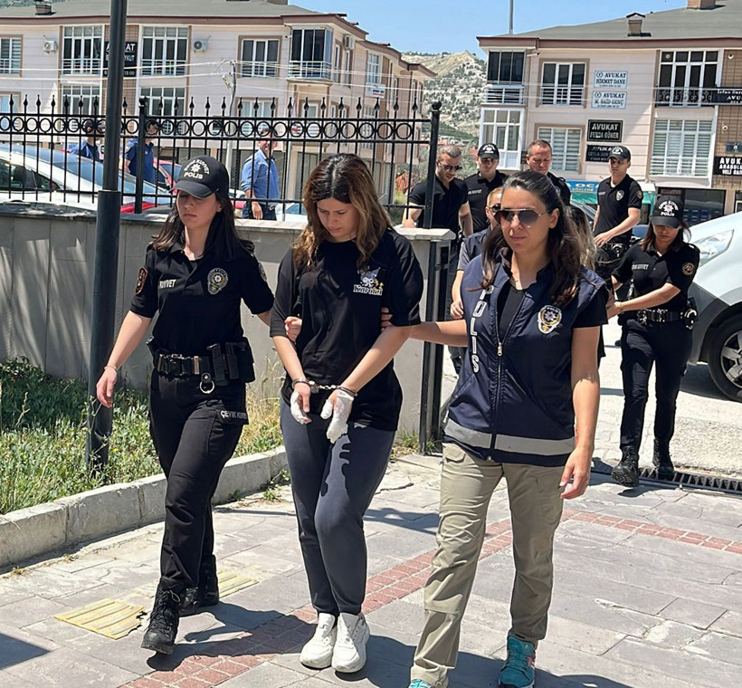 Burdur'daki Vahşet Davasında Karar: 'Kızımı Bile Bile Öldürttü' - Resim : 3