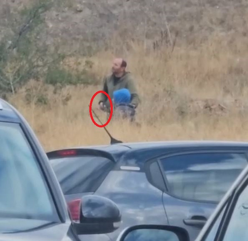 Ankara'da Korku Dolu Anlar! Eski Eşini Silahla Boş Arazide Rehin Aldı, O Anlar Kamerada - Resim : 1